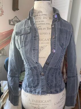 Women's Fitted Grey Denim Jacket